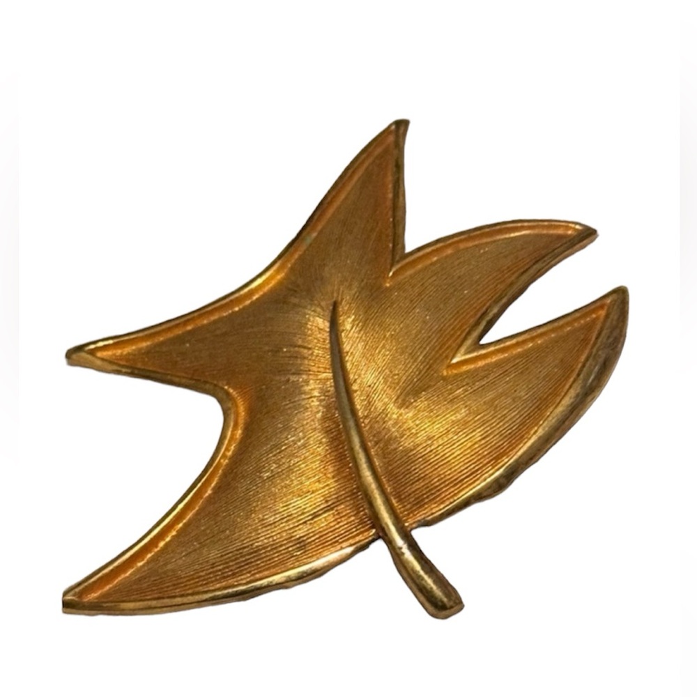 Vintage ALAN J Signed Brushed Gold-tone Star Leaf Brooch 1960's